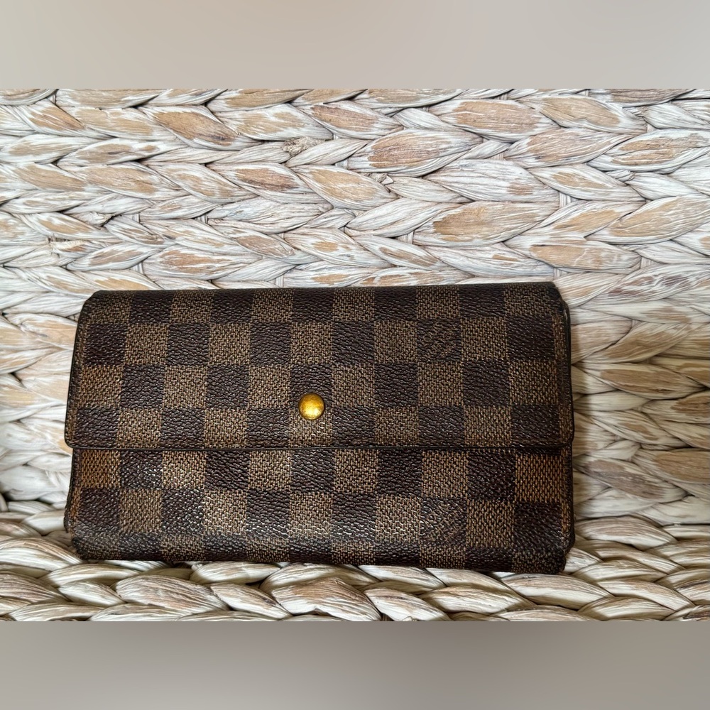 Louis Vuitton Damier Ebony Sarah Wallet